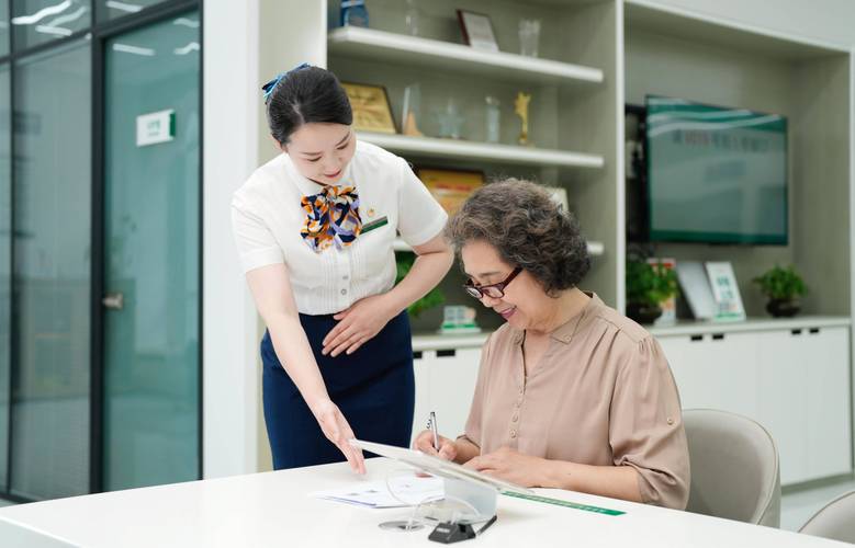 瑞民医保卡怎么取现银行卡余额，很多人都搞错了